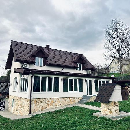 Вілла Смерекова Хата Pilipets Bagian luar foto